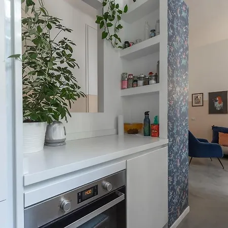 Milan, Cozy Flat In Porta Venezia Apartment *